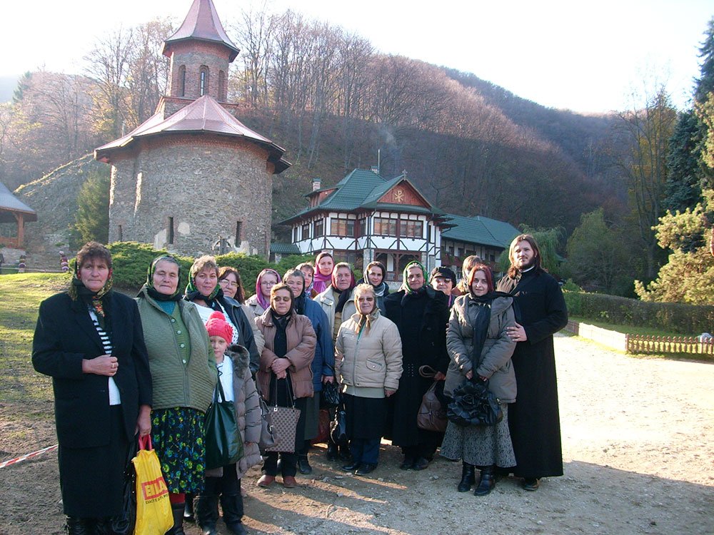 Credincioşii din Parohia Uivar în pelerinaj duhovnicesc 82423