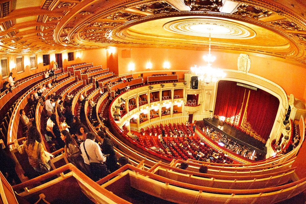 Opera Română şi strămoaşa ei 82392