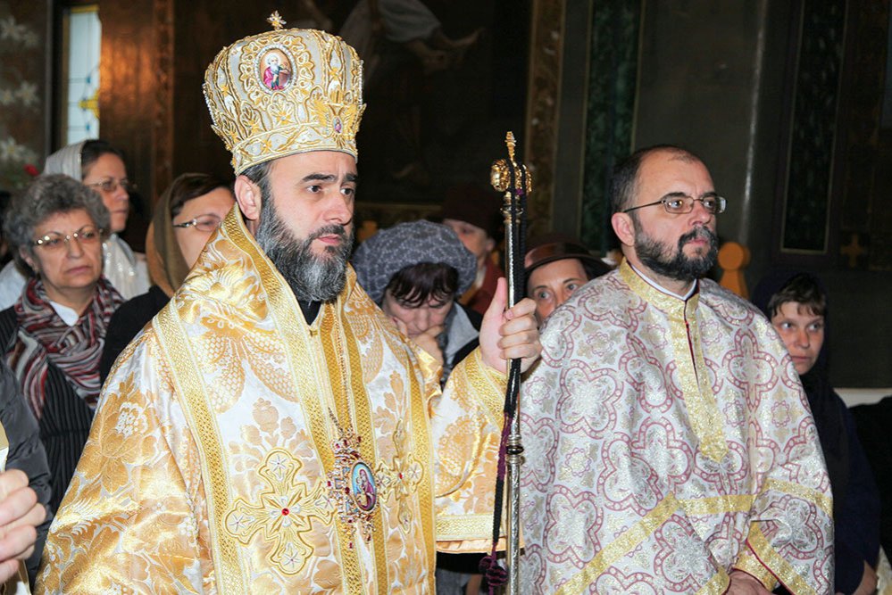 Slujire arhierească în Parohia „Vovidenia“ - Tăbăcari din Focşani  82346