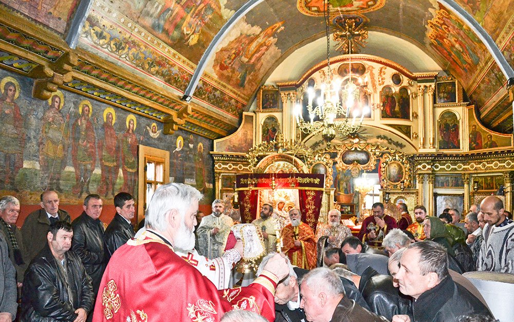 De hram, la Rădăşeni 82317