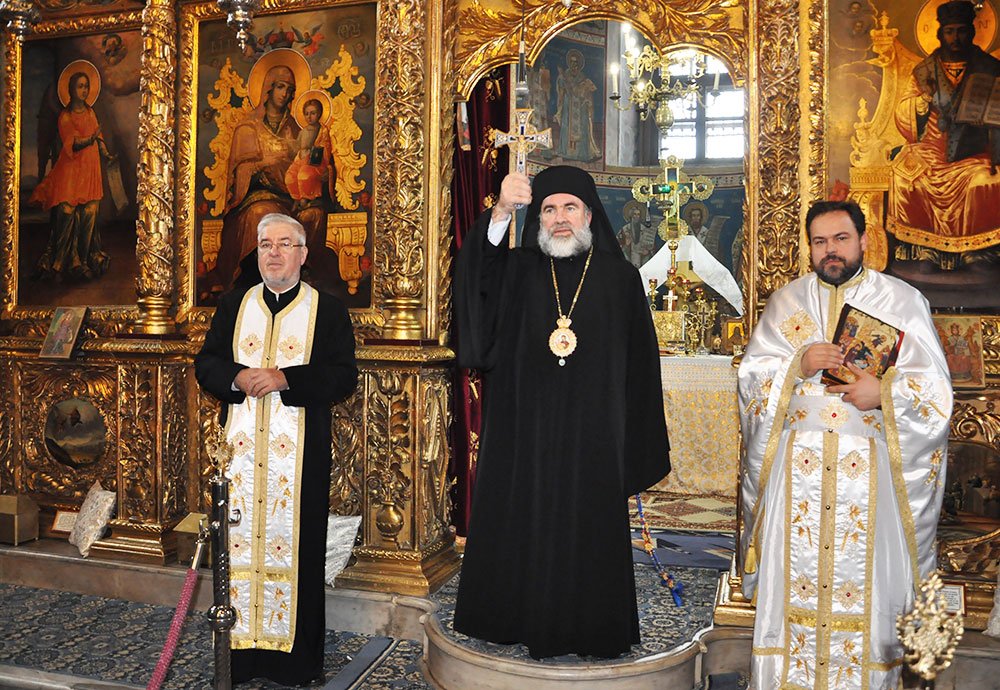 Sărbătoare înălţătoare la Biserica Bărboi 82339