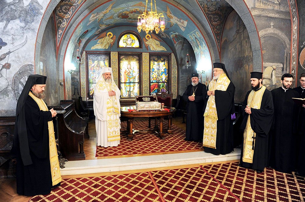 Pelerinaj cu moaştele Sfinţilor Împăraţi la Galaţi 82293