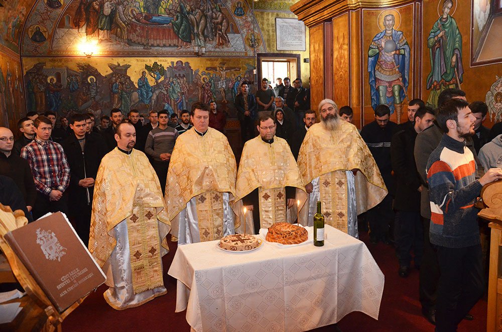 Parastas pentru părintele profesor Vasile Gheorghiu 82257