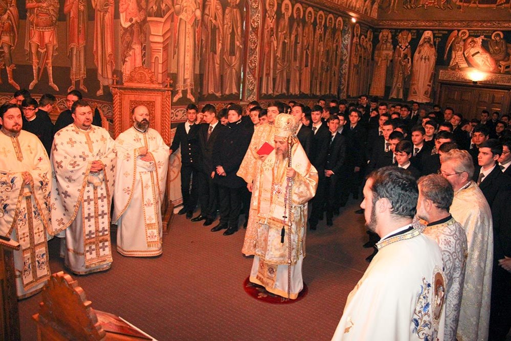 Simpozion ştiinţific interseminarial la Galaţi 82248