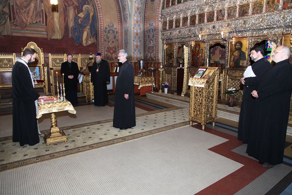 Teză de doctorat, susţinută la Sibiu 82245