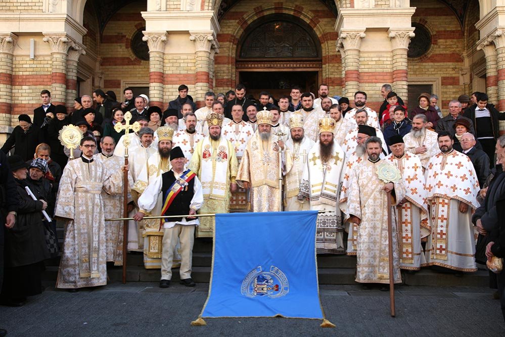Hramuri şi procesiuni în Transilvania 82220