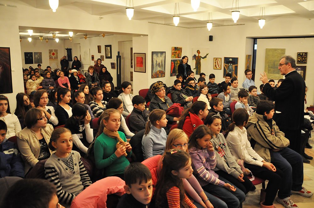 A debutat Simpozionul „Hristos - Calea, Adevărul şi Viaţa“ 82162