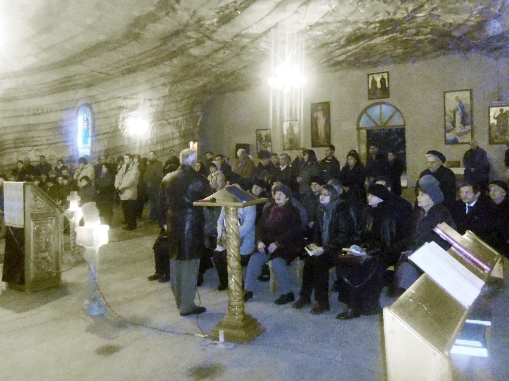 Sfânta Mare Muceniţă Varvara, sărbătorită la Ocna Dej 82124