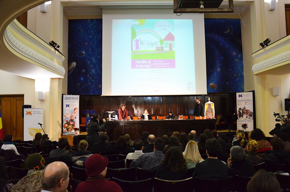 „Ştii cu adevărat cum e copilul tău la şcoală?“ 82004