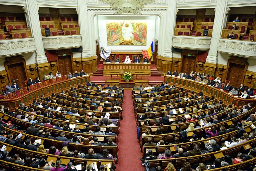 Liant între şcoală şi parohie 81937