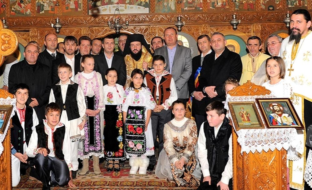 Seară duhovnicească în Parohia Petroşniţa 81900