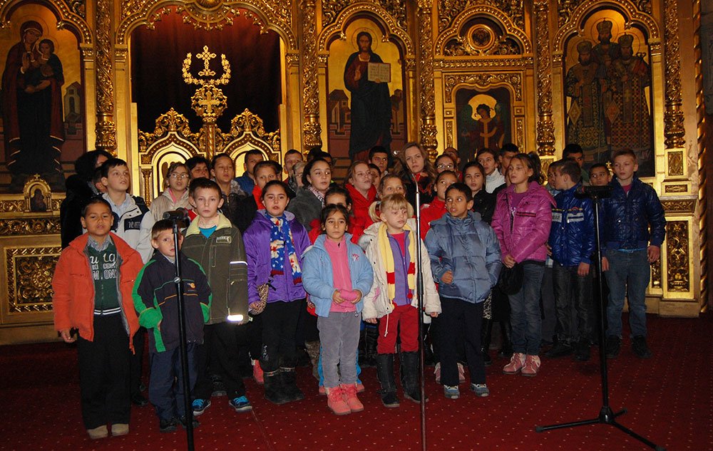 Colindători la Catedrala mitropolitană din TimişoaraCatedrala mitropolitană din Timişoara 81827