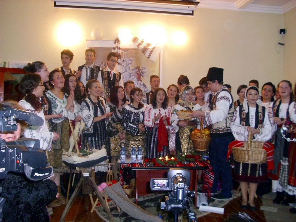 Conferinţă şi lansare de revistă, la Paşcani 81716