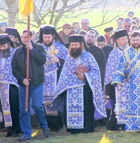 Boboteaza la străvechea mănăstire arădeană Hodoş-Bodrog 81629