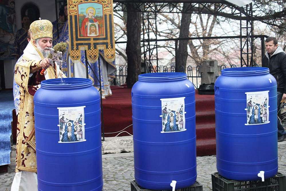 Sărbătoarea Bobotezei în Mitropolia Olteniei 81620