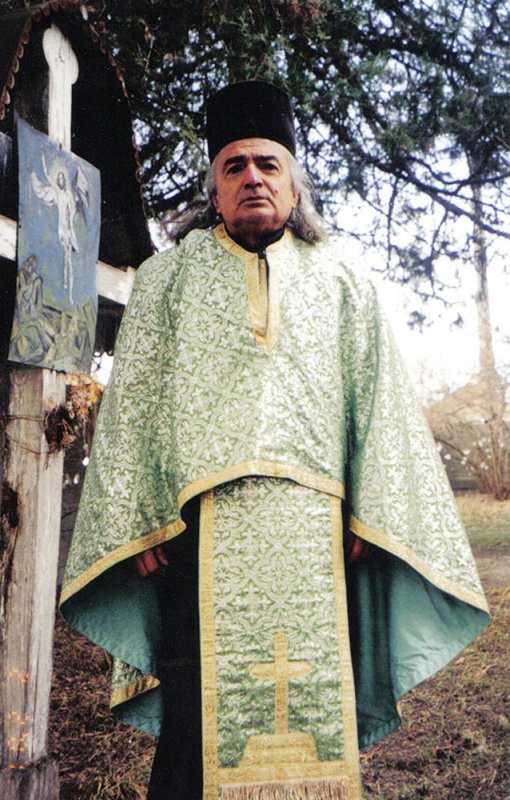 Slujbă de pomenire pentru părintele Ioan Damian 81605