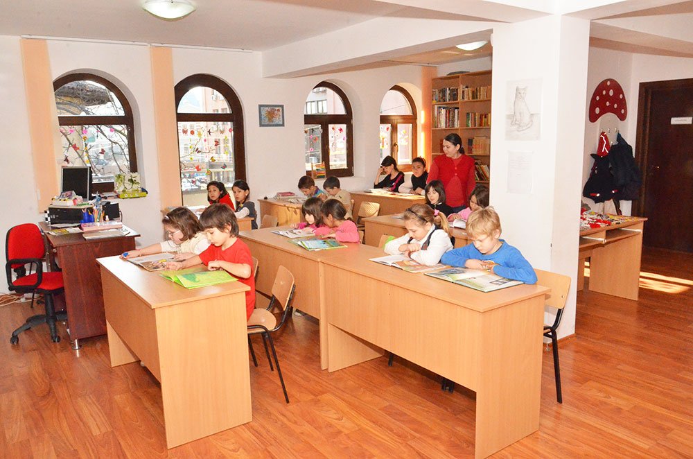 Cerc de creaţie literară la Centrul de zi „Sfânta Sofia“ 81575