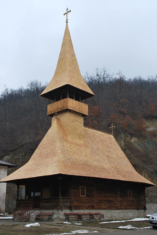 Hramul mănăstirii mehedinţene Vodiţa 81505