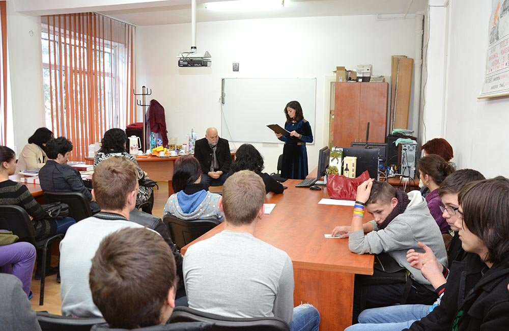 „Mihai Eminescu a fost cel care ne-a scos din mediocritate“ 81517