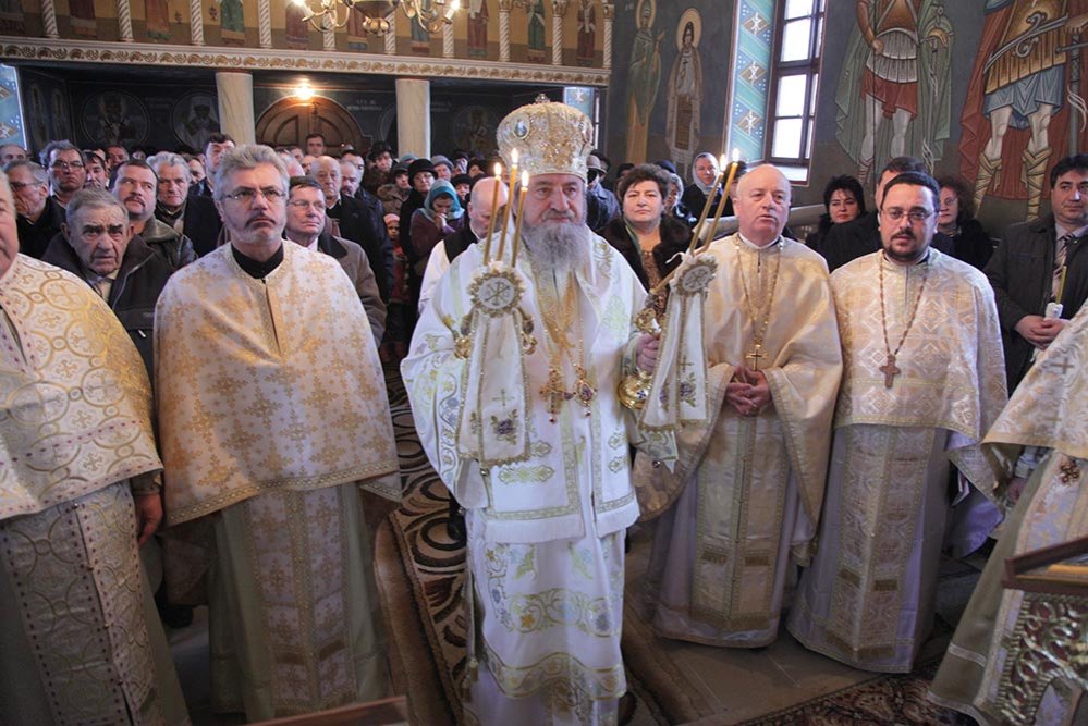 Slujiri arhiereşti în Duminica după Botezul Domnului 81522