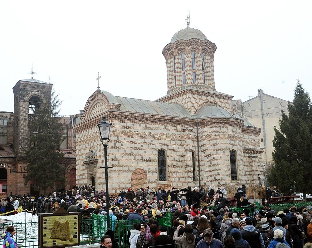 Biserica „Sfântul Anton“ - Curtea Veche îşi sărbătoreşte hramul 81461