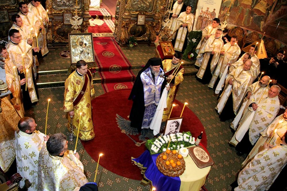 Manifestări culturale dedicate „Luceafărului poeziei româneşti“ 81472