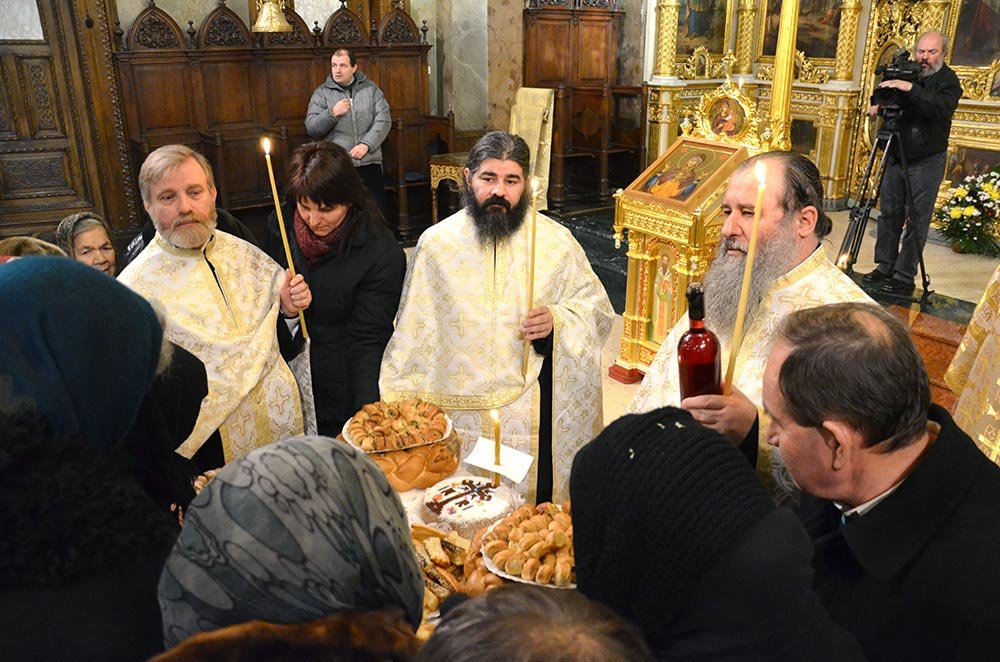 „Din creaţiile lui Eminescu reiese evlavia acestuia“ 81455