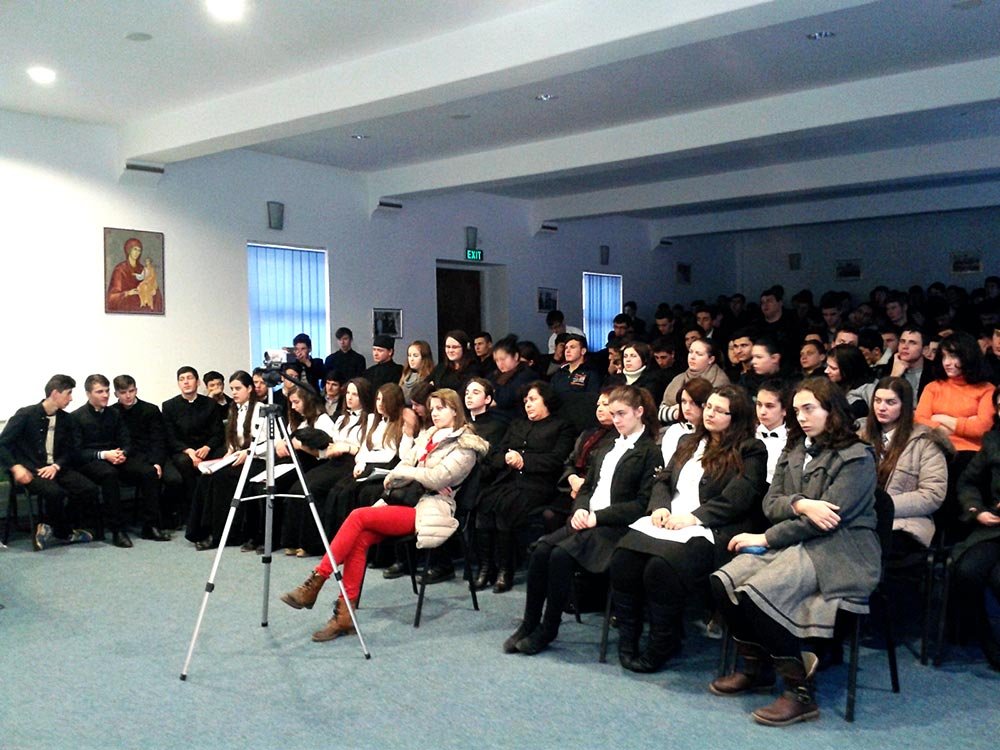 Seminarul Teologic Liceal „Sf. Ioan Iacob“ Dorohoi:  „Numai poetul…“ 81456