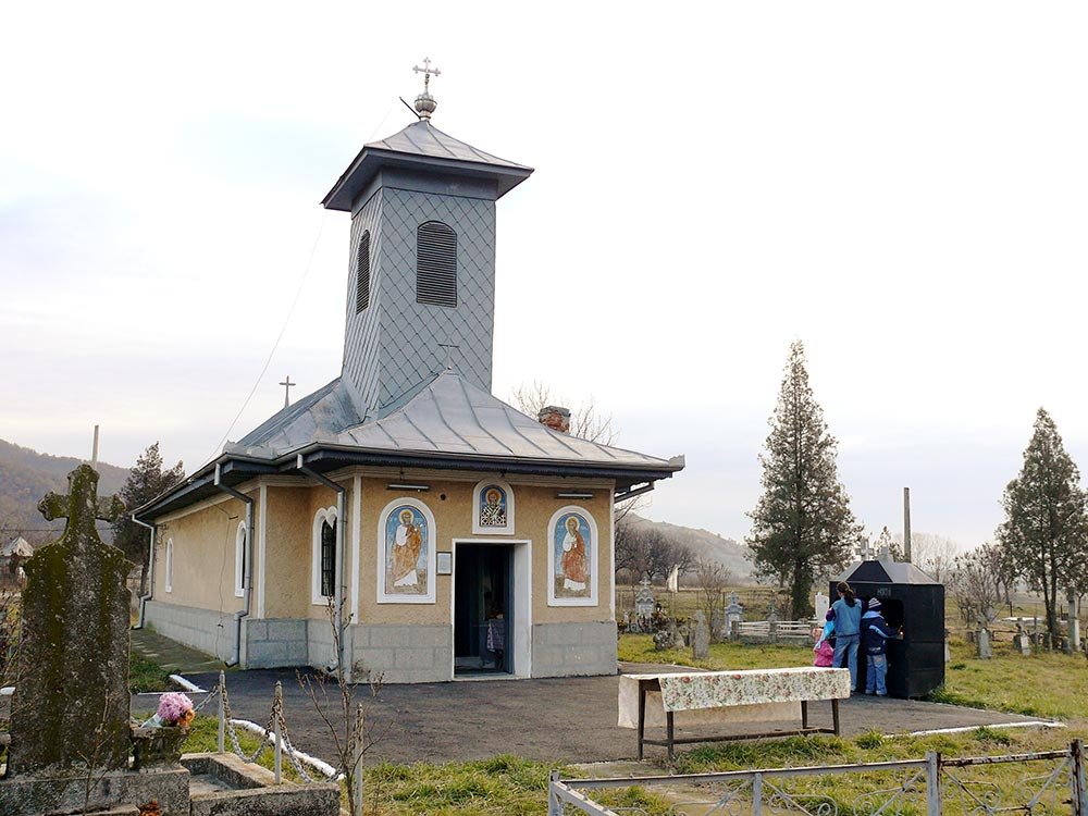 Popas arhieresc în Parohia Baloteşti 81348