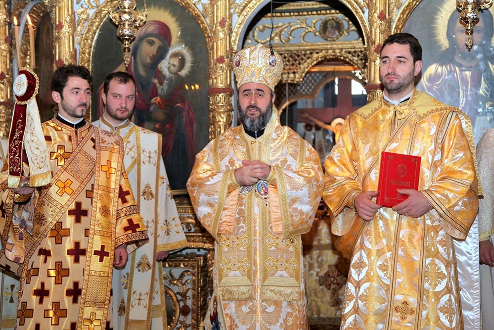 Liturghie arhierească la catedrala veche din Buzău 81270