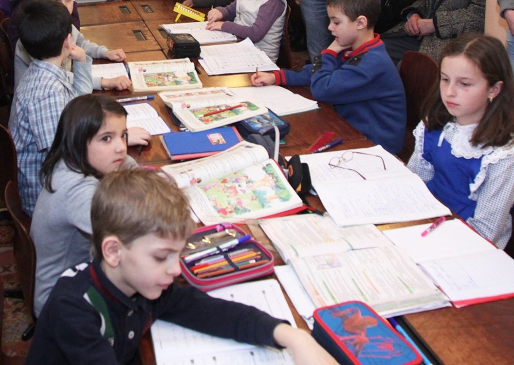 Concurs naţional de lectură, la Biblioteca Judeţeană „Octavian Goga“ din Cluj-Napoca 81192