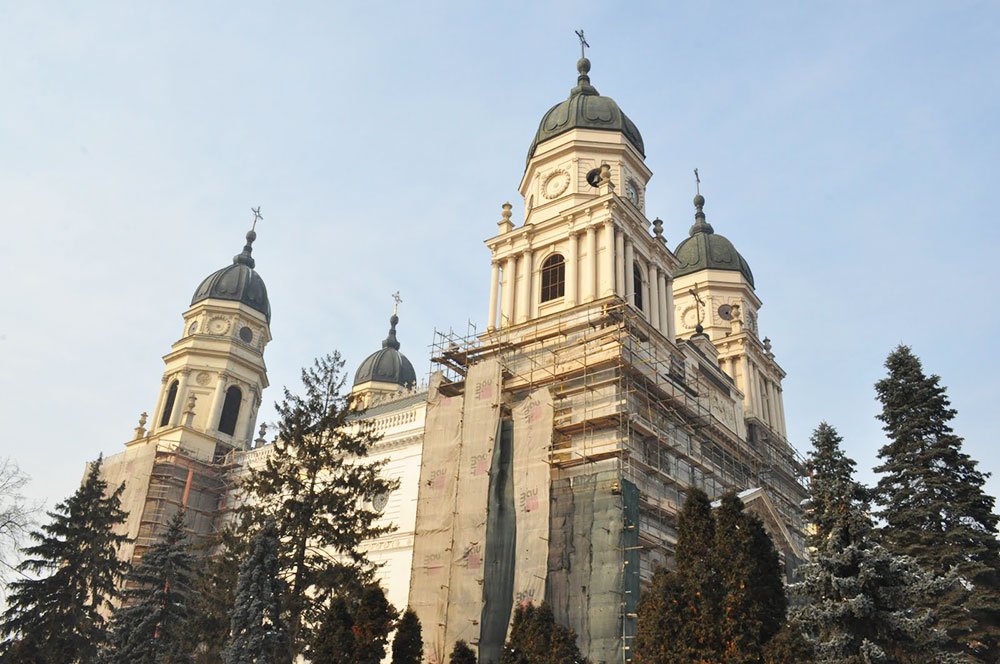 Catedrala mitropolitană din Iaşi în haină de sărbătoare 81166