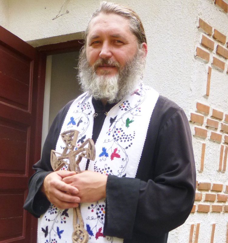 „Rugăciunea îl aduce pe bolnav în faţa lui Dumnezeu“ 81026