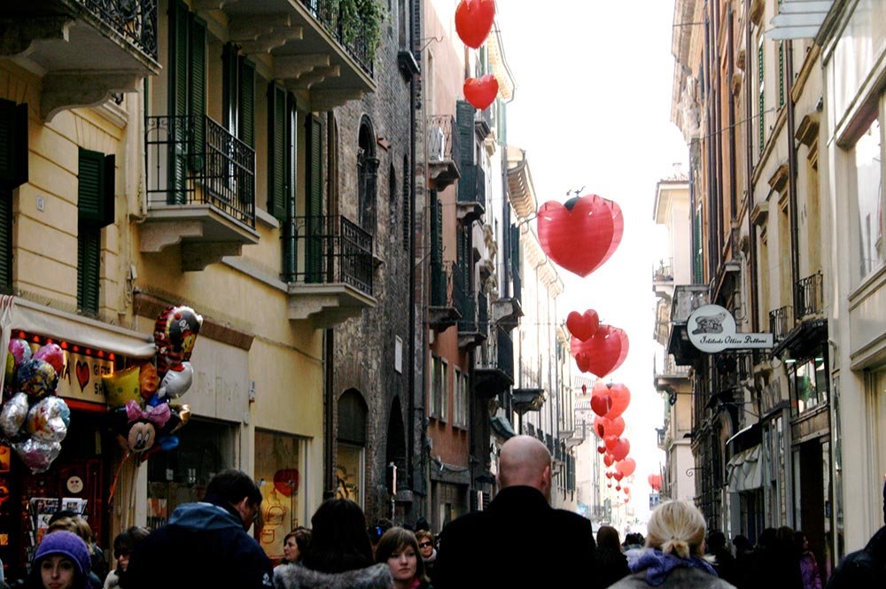 O celebrare străină de duhul Ortodoxiei 81019