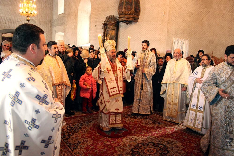 Sărbătoare la Biserica „Sfântul Haralambie“ din Galaţi 81017