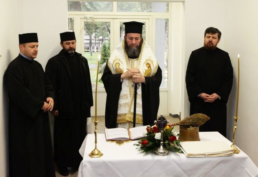 Binecuvântare la un colegiu din Baia Mare  80992