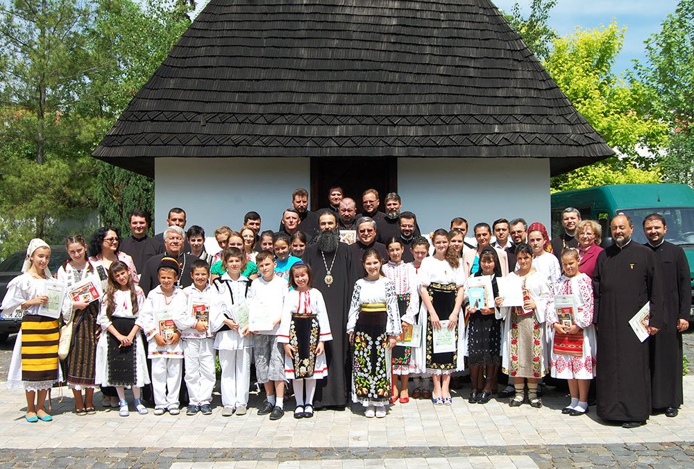 Concursul „Sfânta Euharistie, lumina vieţii creştine“ în Arhiepiscopia Timişoarei 80997