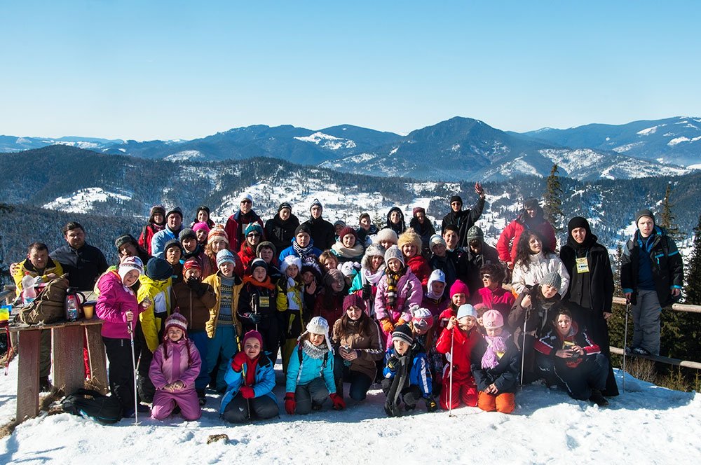 „Floare de colţ” - bucuria şi aventura copilăriei 80960
