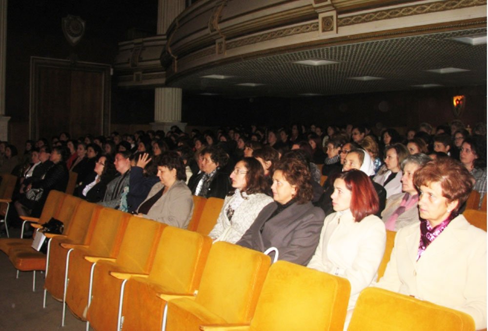 Întâlnirea preoteselor din judeţul Bistriţa-Năsăud 80944