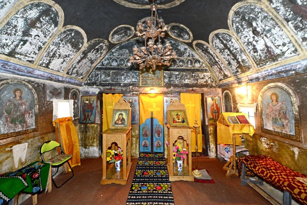 Păuneşti, satul absolutei tăceri 80951