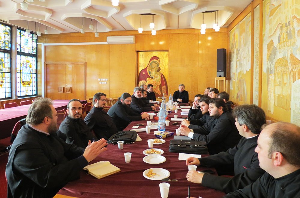 Întâlnirea coordonatorilor grupurilor de cateheză din parohiile timişorene 80931