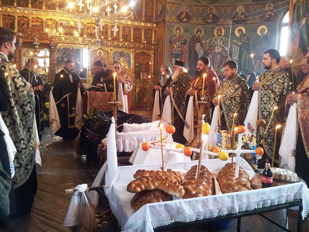 Monahia Adriana Sandu a plecat la ceruri 80940