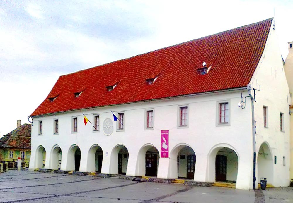 Istoria iluminatului artificial, în expoziţie la Muzeul Astra 80910