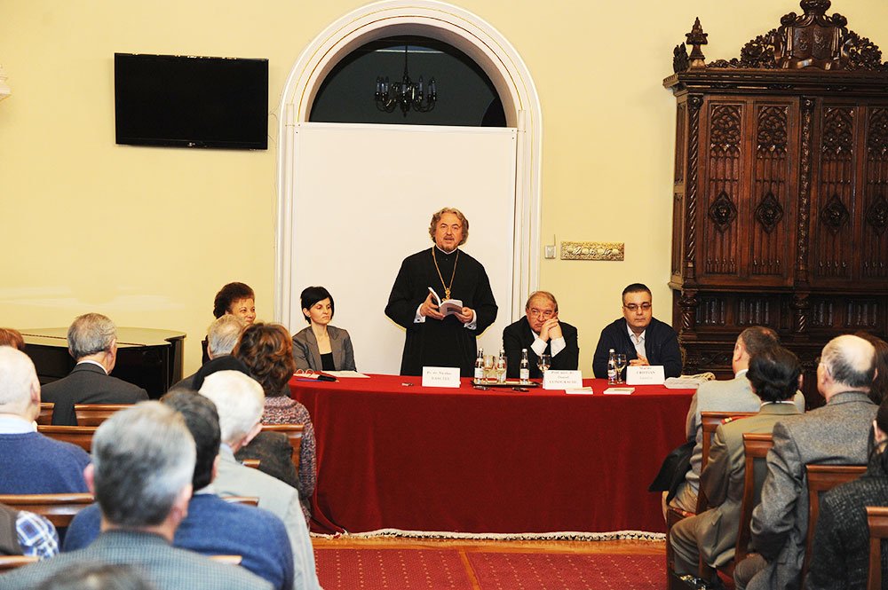 „Taifasuri cu tâlc“, interviuri de colecţie din Ziarul Lumina 80918