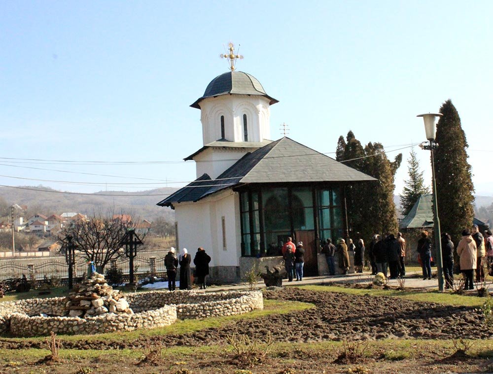 Minunile Maicii Domnului „Hodighitria”de la Ostrov 80857