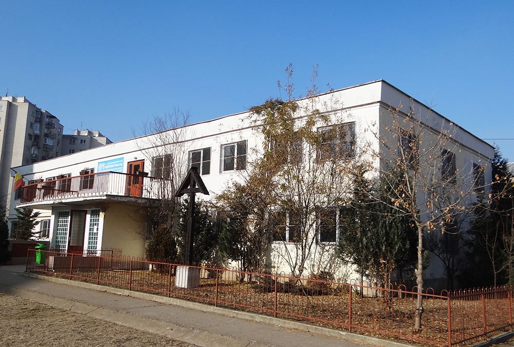 Atelier de artizanat la Şcoala „Christiana“ 80734