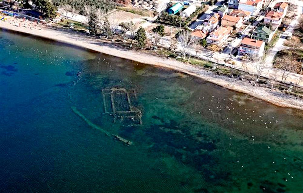 Bazilică bizantină descoperită pe fundul lacului Iznik, Turcia 80745