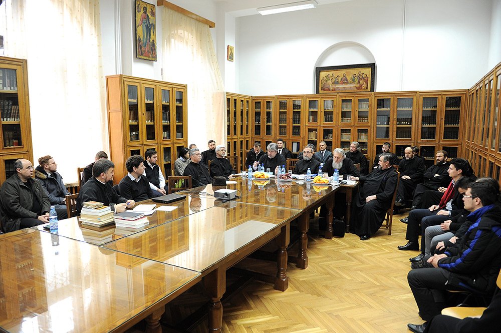 Promovări academice în învăţământul teologic 80743