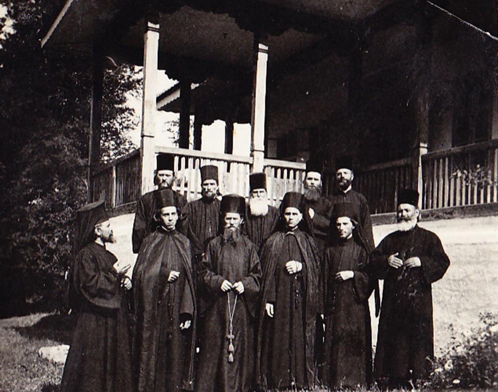 Iasim Neagu, ieroschimonahul înveşmântat în mantia smereniei 80720