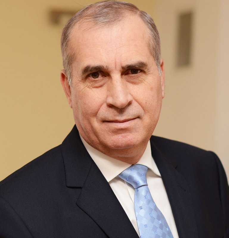 Pledoarie pentru omul armonios şi cuviincios 80725